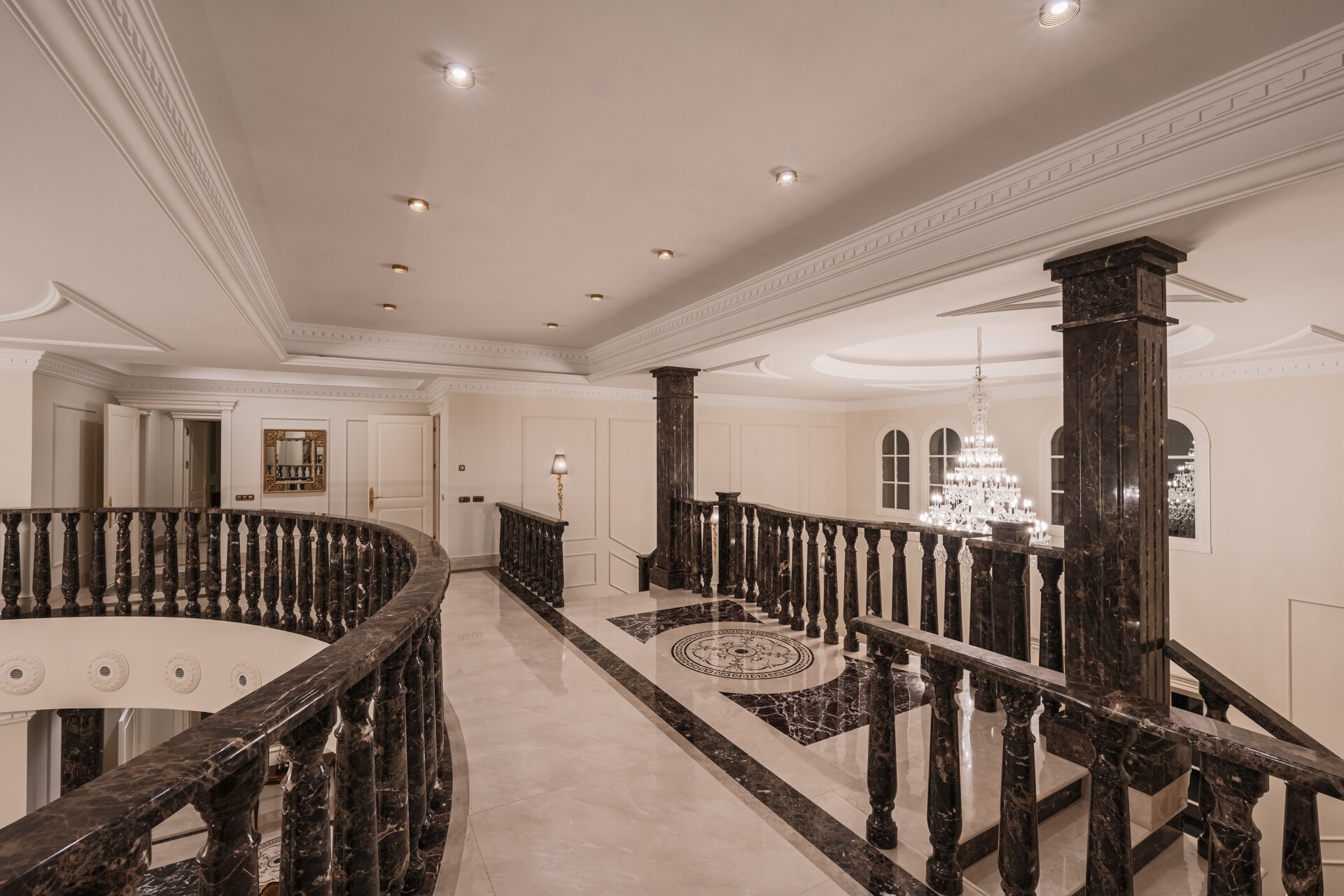 Elegante residencia que fusiona lo clásico y moderno