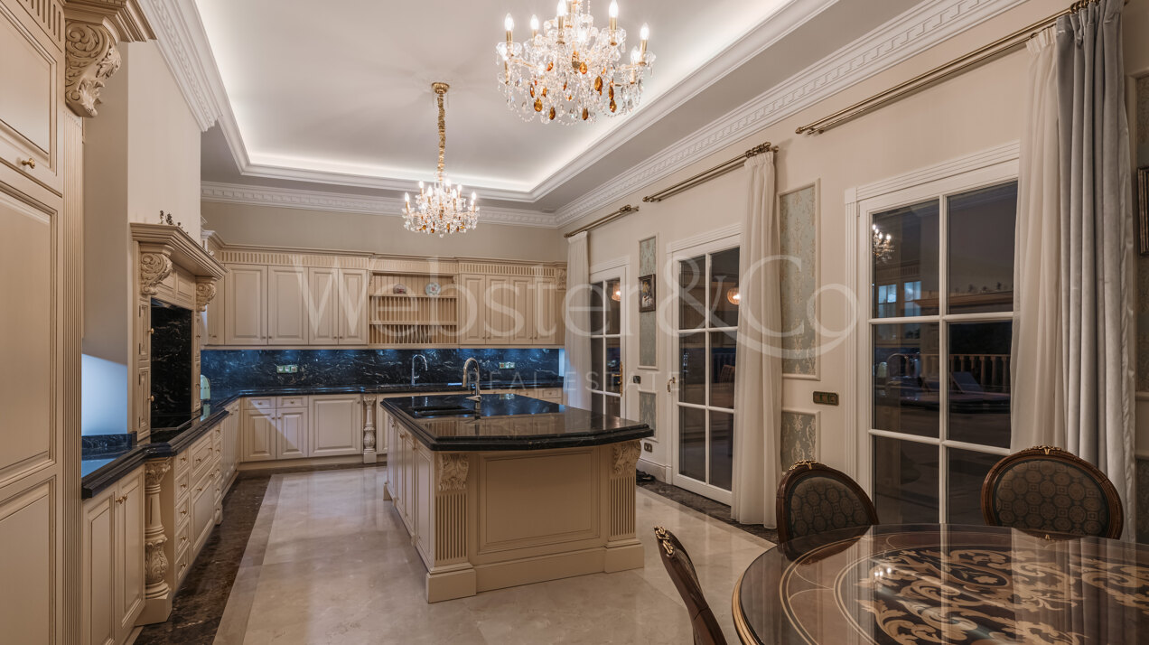 Villa Sinfonia - Classical Elegance in Sierra Blanca