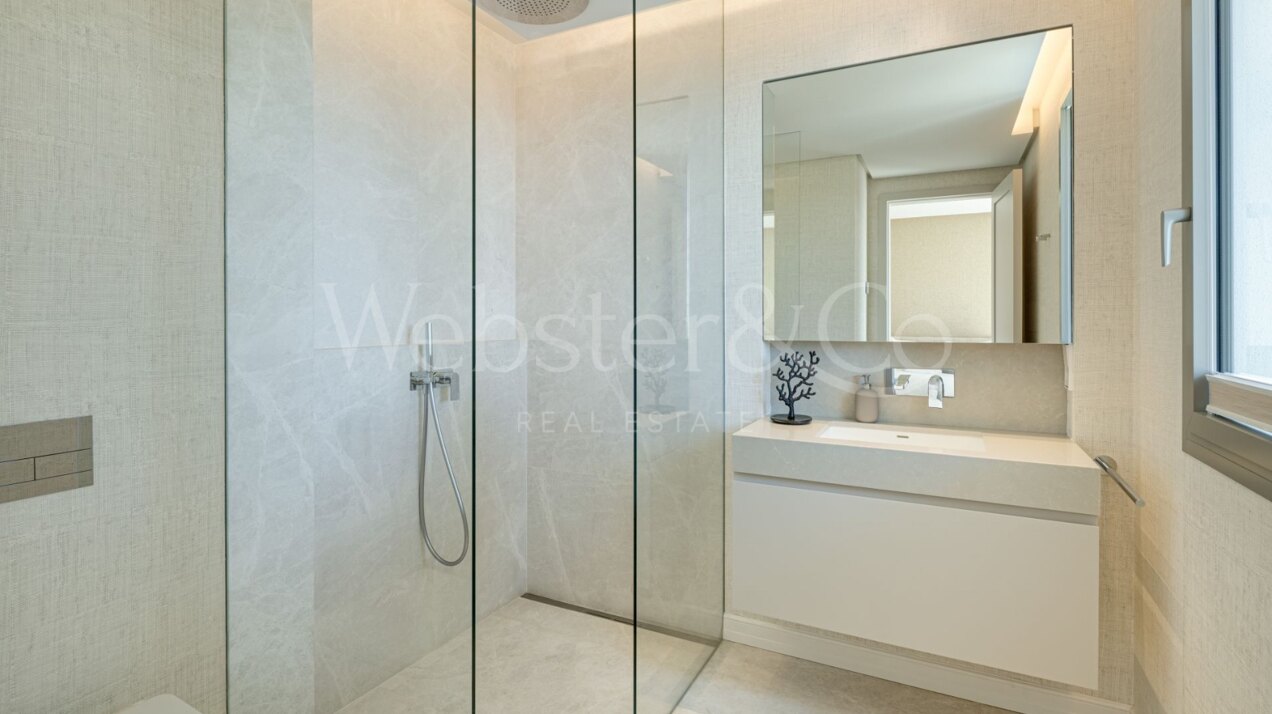 Villa Aguila - Luxury Home in Monte Halcones