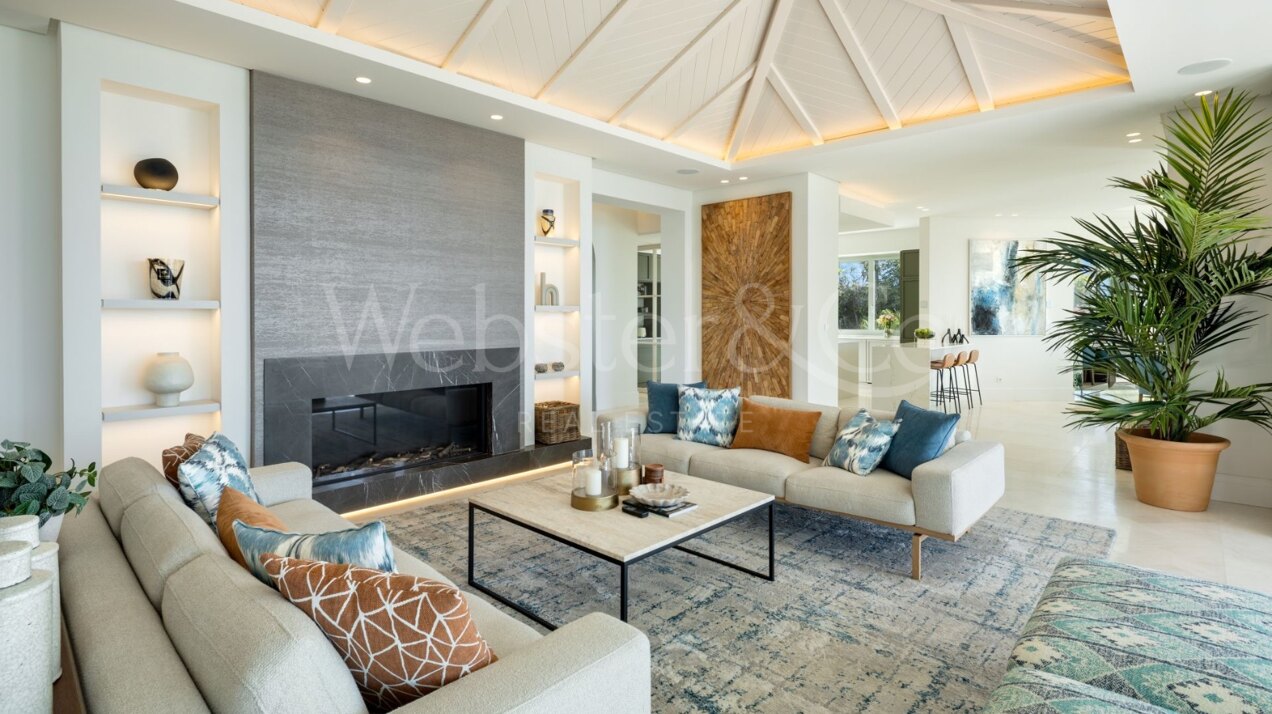 Villa Aguila - Luxury Home in Monte Halcones