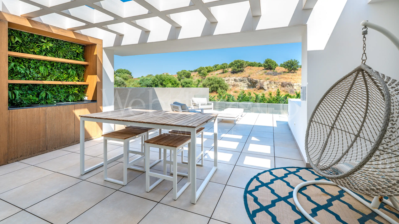 Villa Quinn - Luxury Home in El Paraiso