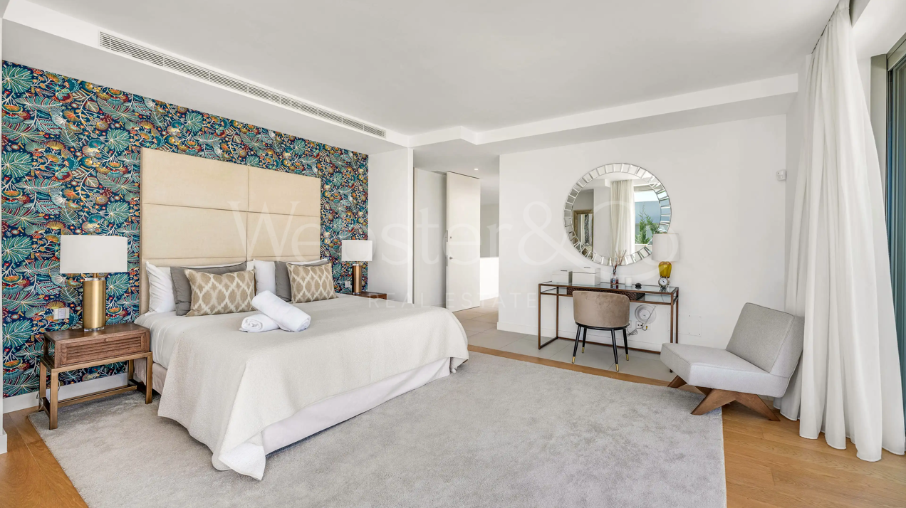 Villa Quinn - Luxury Home in El Paraiso