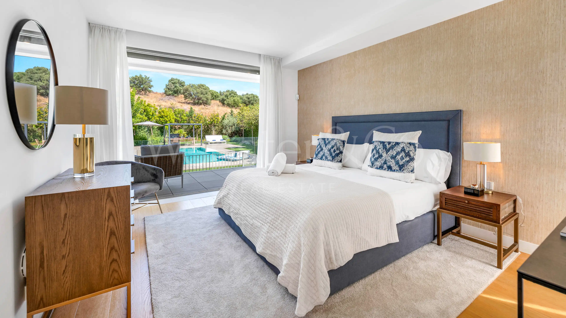 Villa Quinn - Luxury Home in El Paraiso