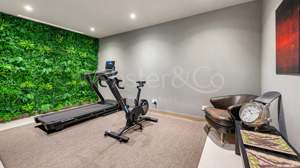 Villa Quinn - Luxury Home in El Paraiso