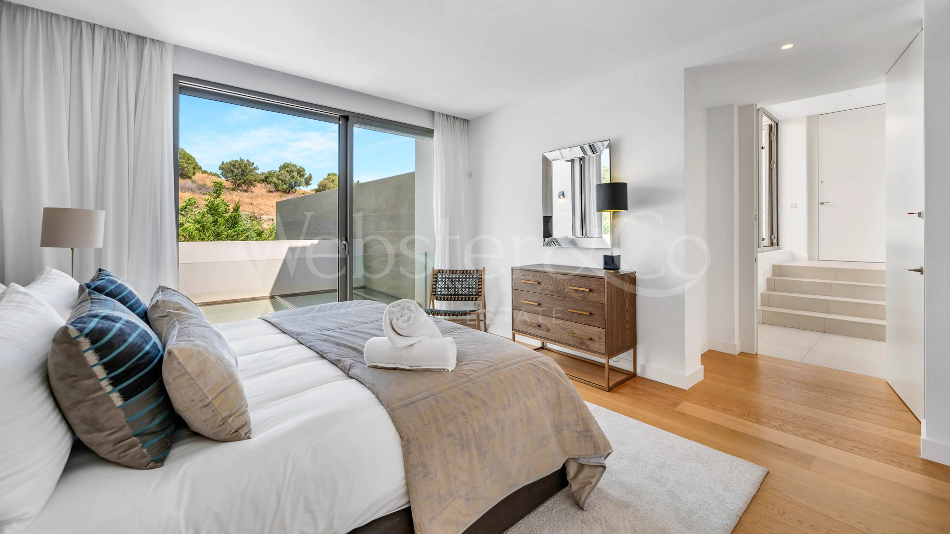 Villa Quinn - Luxury Home in El Paraiso