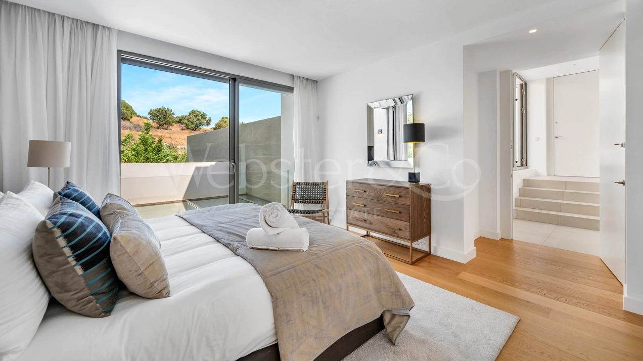 Villa Quinn - Luxury Home in El Paraiso