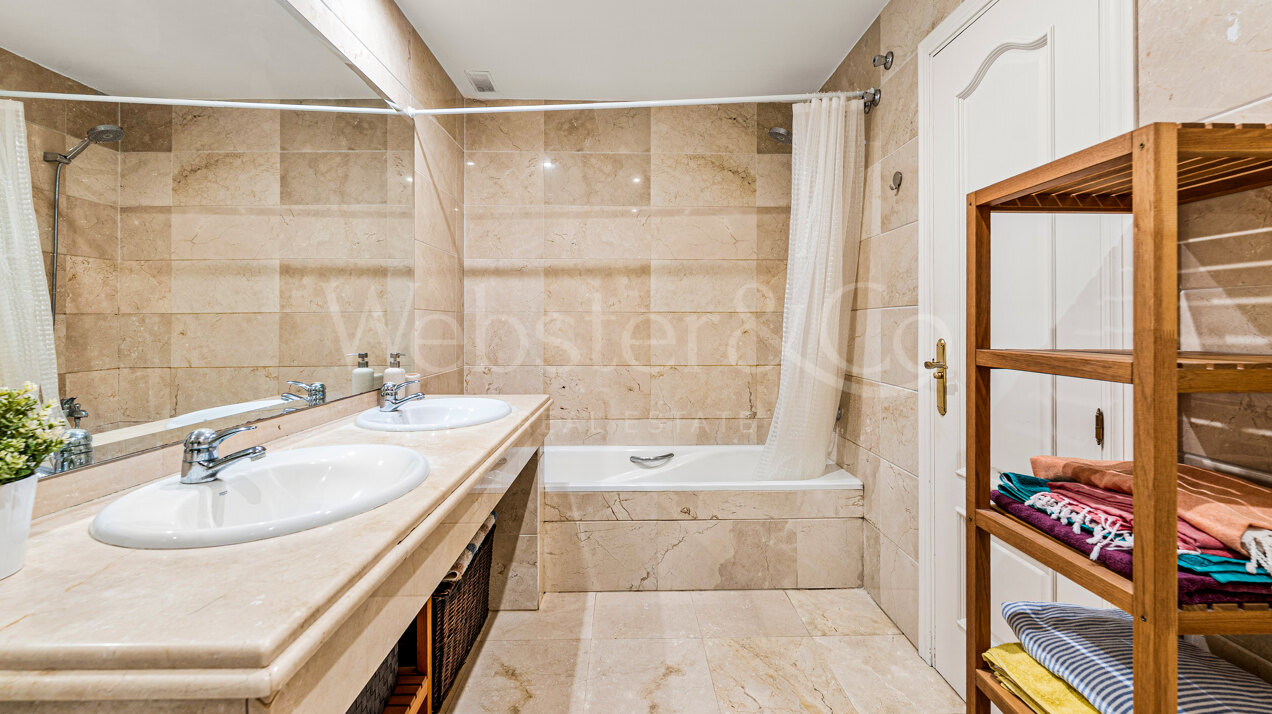 Apartment Pinehaven - Style in Nueva Andalucia