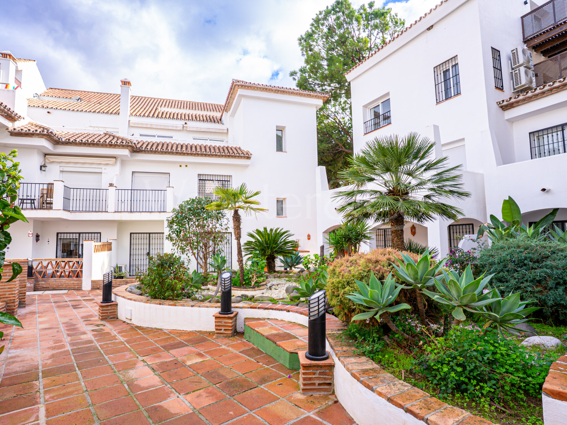 Apartment Pinehaven – Estilo en Nueva Andalucía