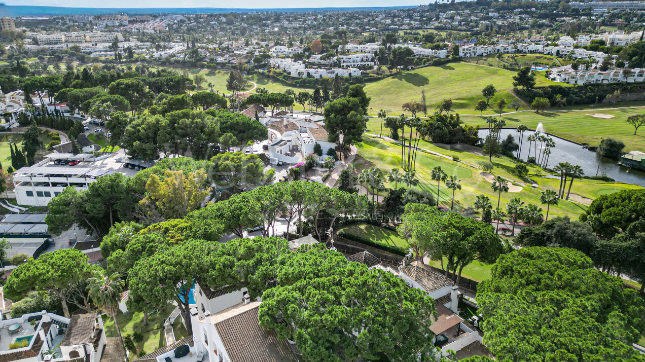 Apartment Pinehaven - Style in Nueva Andalucia