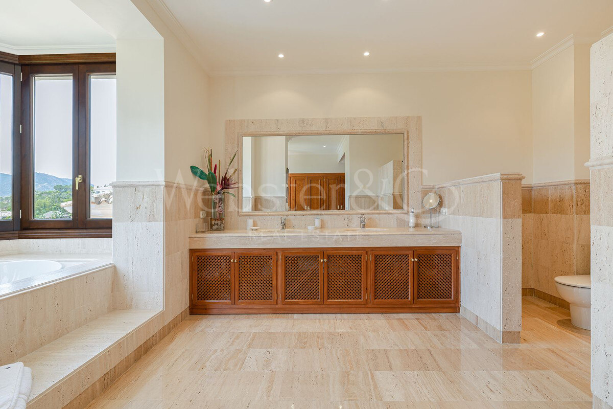 Villa Isla - Frontline Golf in La Zagaleta