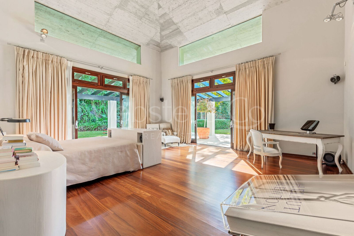 Villa Majestic - Traditional Estate in La Zagaleta