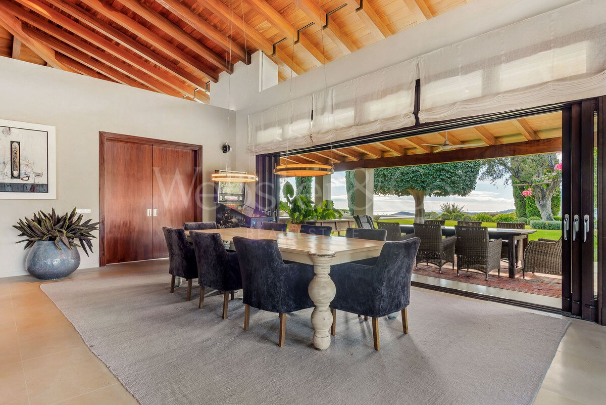 Villa Majestic - Traditional Estate in La Zagaleta