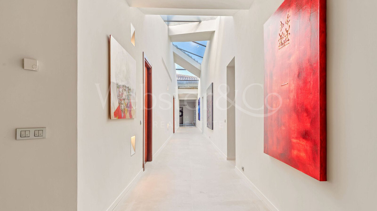 Villa Majestic - Traditional Estate in La Zagaleta