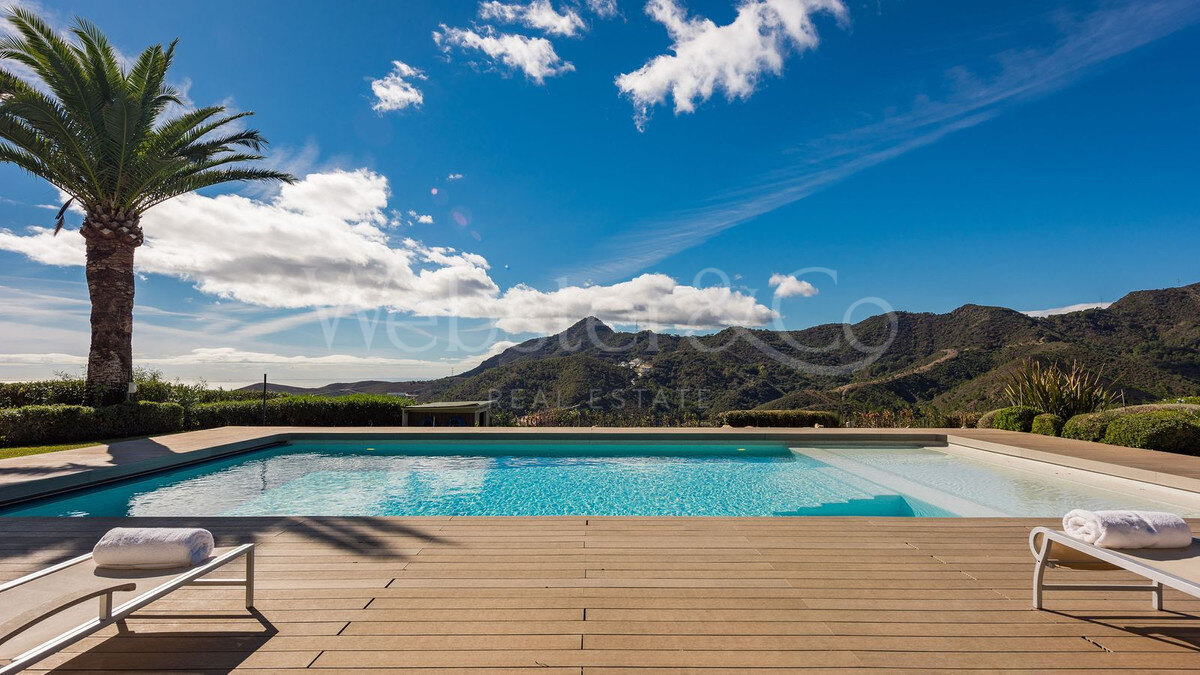 Villa Majestic - Traditional Estate in La Zagaleta