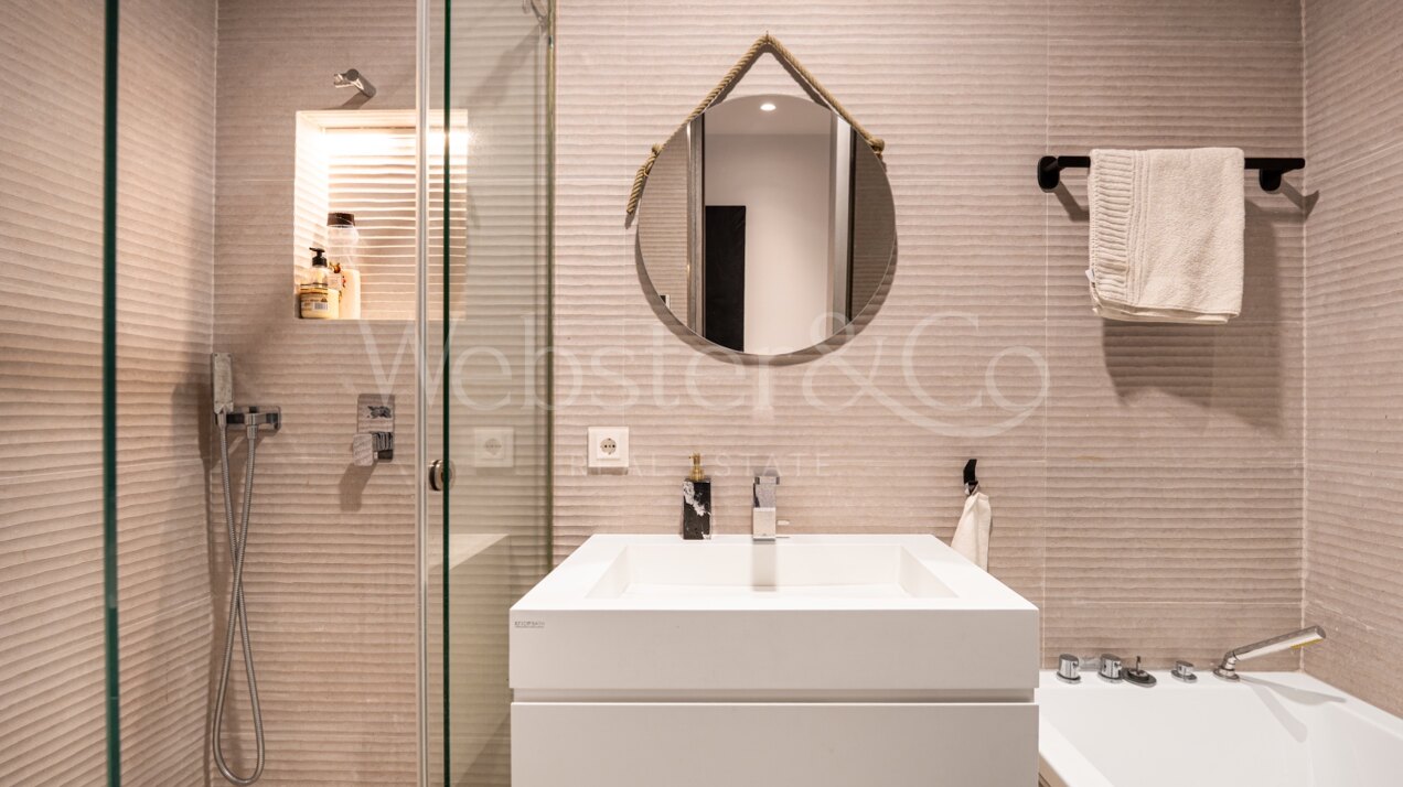 Villa Bond - Utmost Luxury in Nueva Andalucía