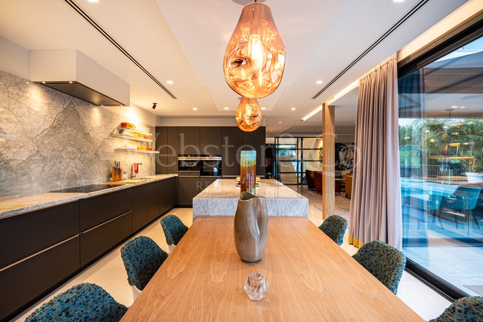 Villa Bond - Utmost Luxury in Nueva Andalucía