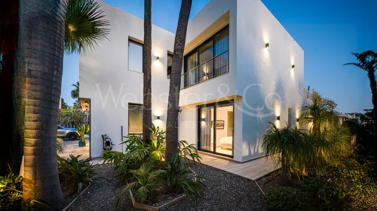 Villa Bond - Utmost Luxury in Nueva Andalucía