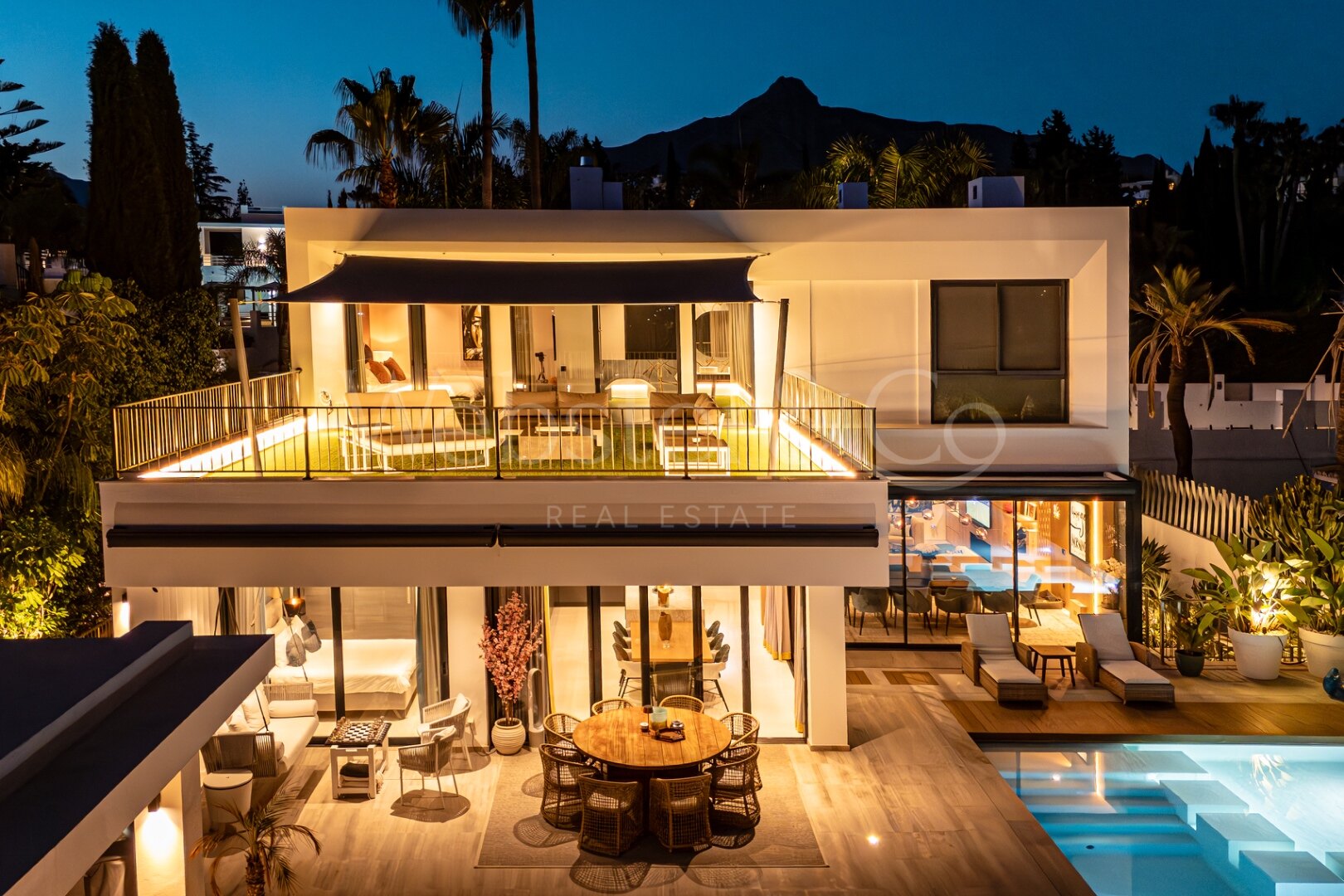 Villa Bond - Utmost Luxury in Nueva Andalucía