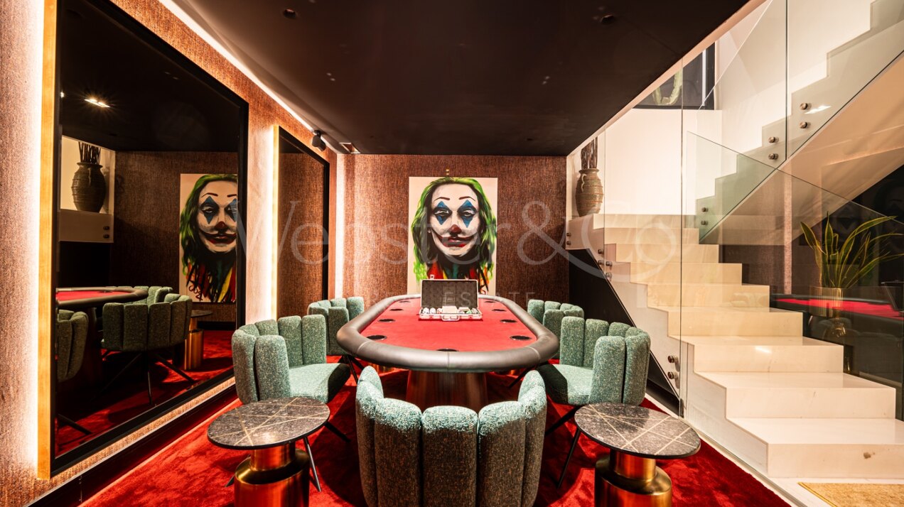 Villa Bond - Utmost Luxury in Nueva Andalucía