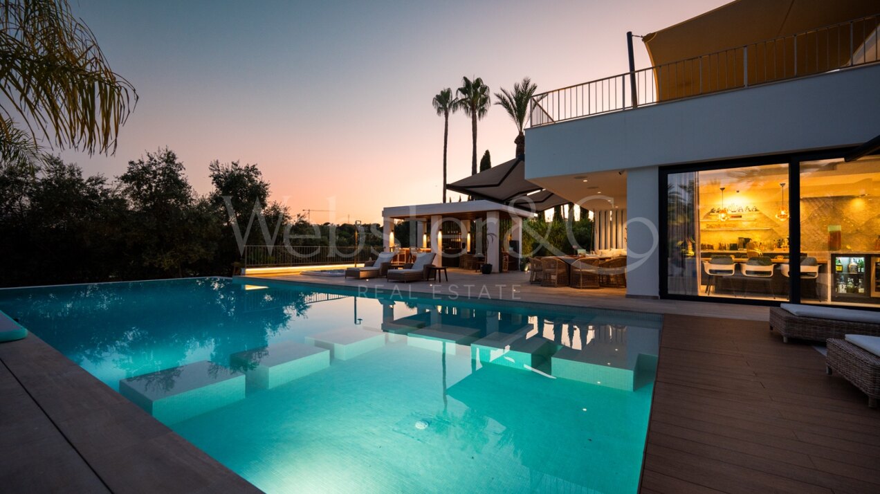 Villa Bond - Utmost Luxury in Nueva Andalucía