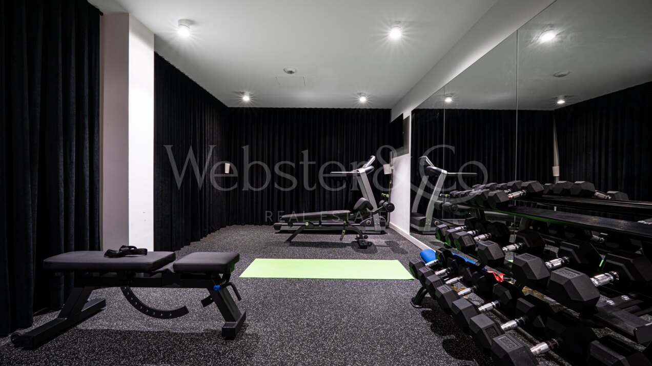 Villa Bond - Utmost Luxury in Nueva Andalucía