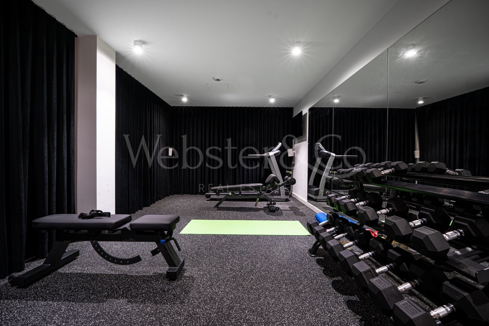 Villa Bond - Utmost Luxury in Nueva Andalucía