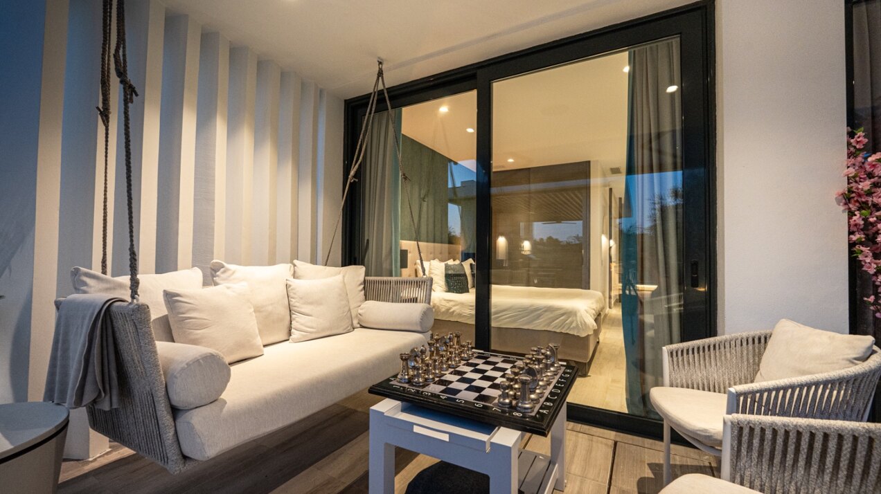 Villa Bond - Utmost Luxury in Nueva Andalucía