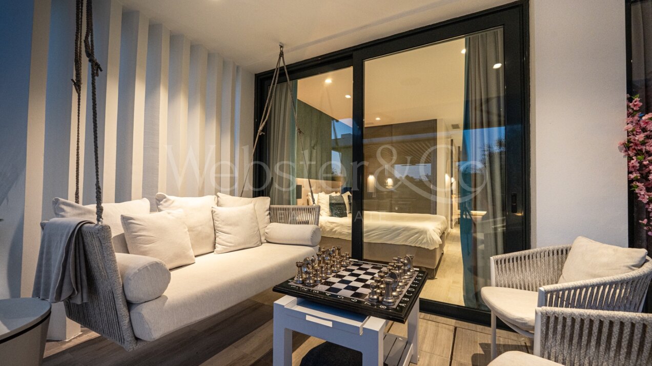 Villa Bond - Utmost Luxury in Nueva Andalucía