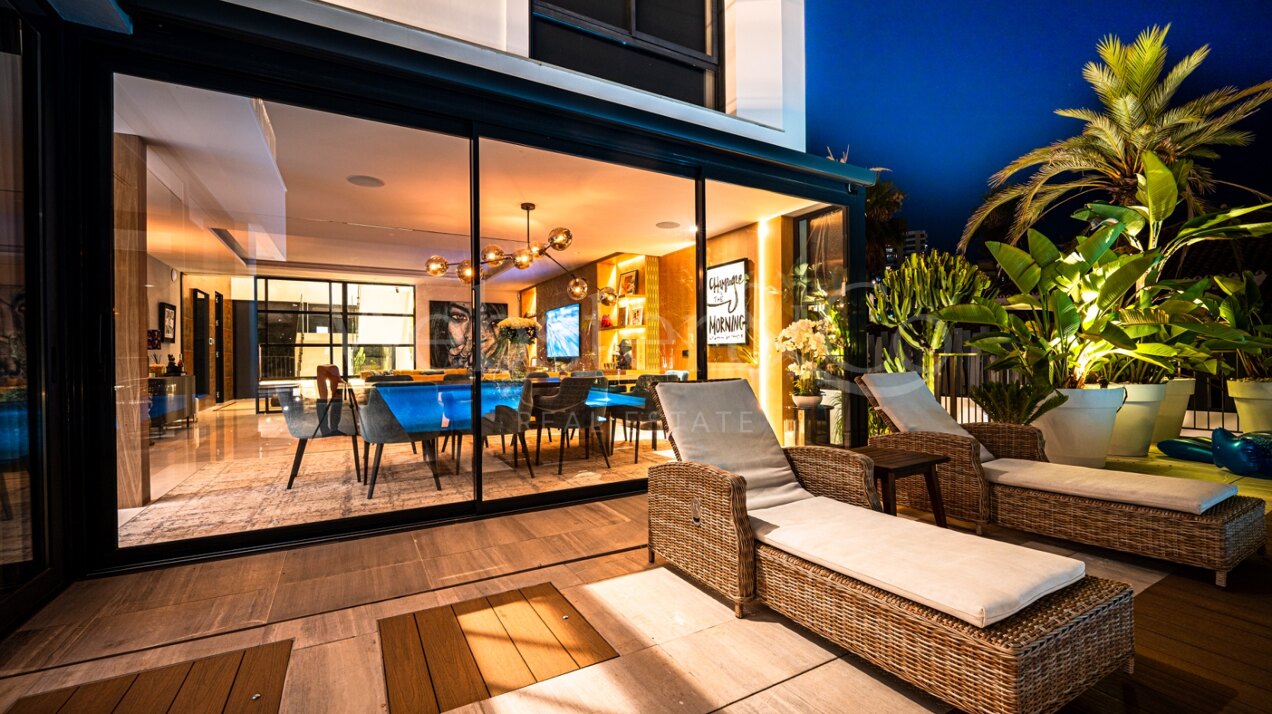 Villa Bond - Utmost Luxury in Nueva Andalucía