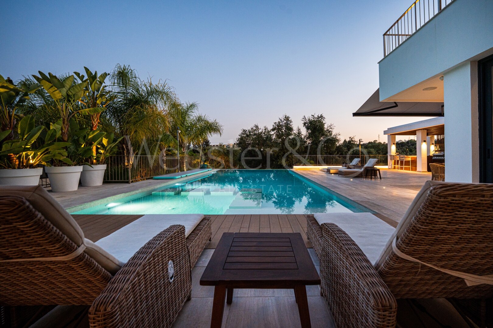 Villa Bond - Utmost Luxury in Nueva Andalucía