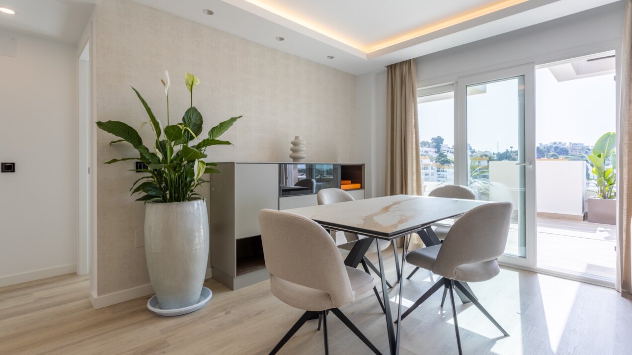 Refined coastal living at its finest in this penthouse