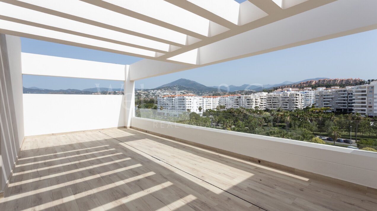 Apartment Albatros - Penthouse in Nueva Andalucía