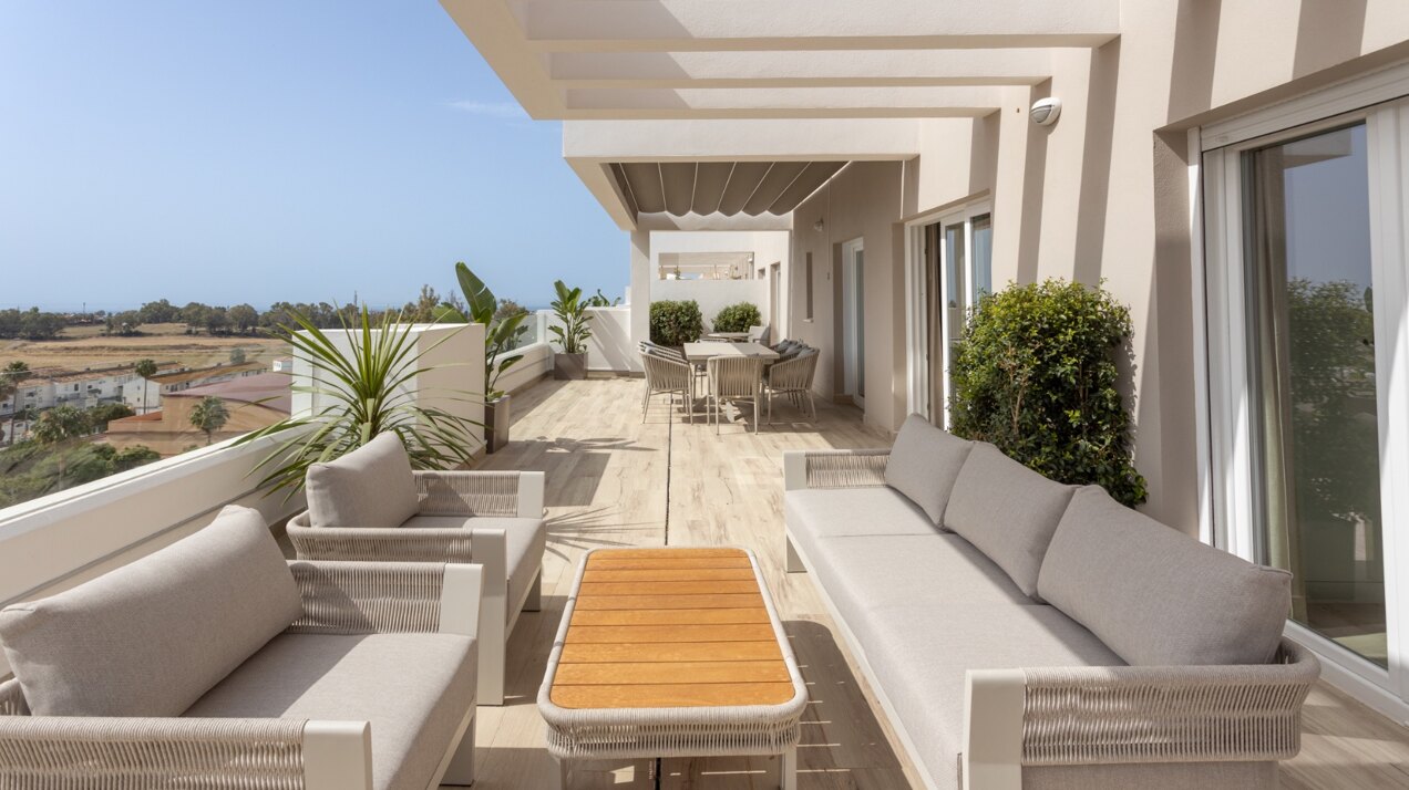 Refined coastal living at its finest in this penthouse