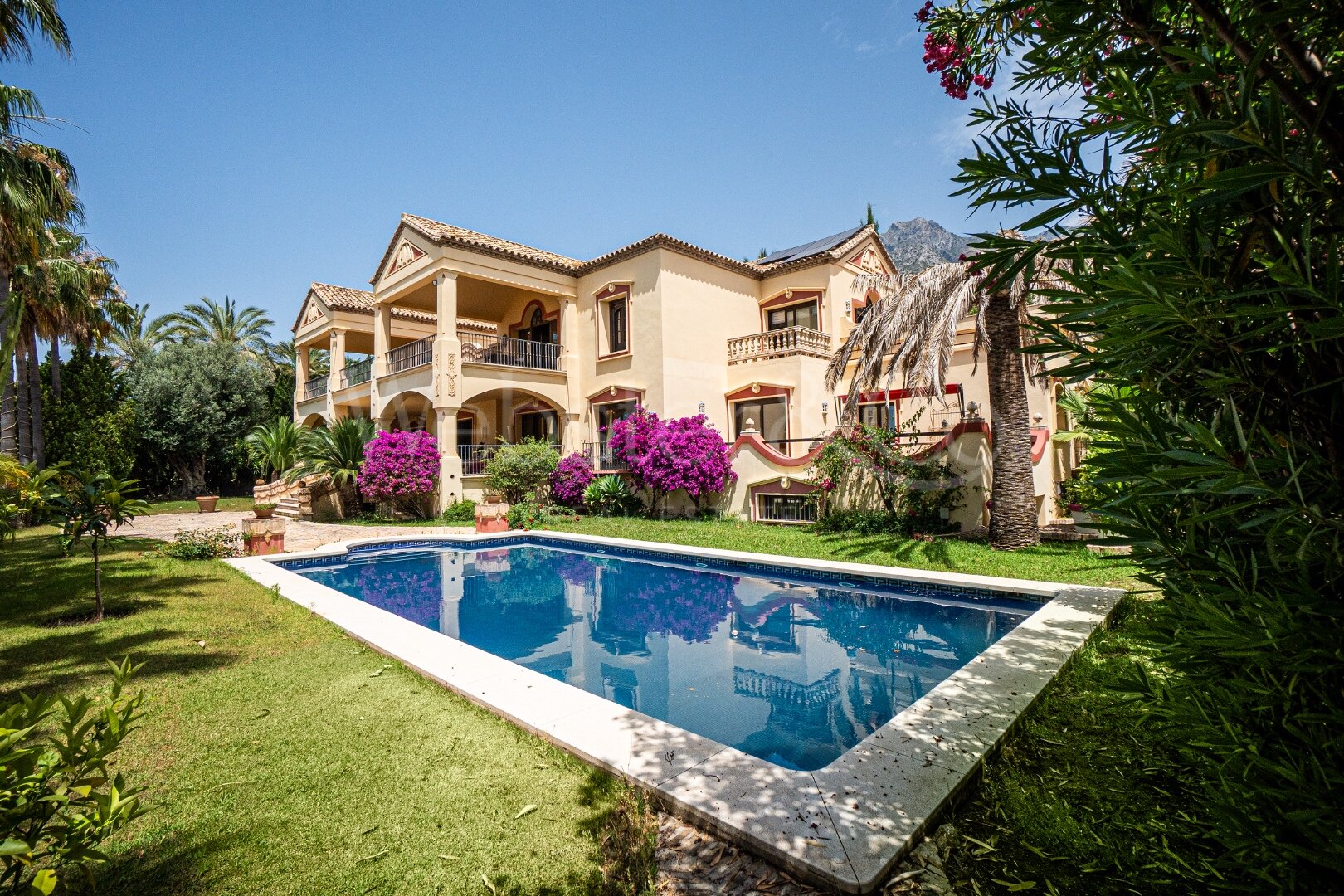 Villa Virtuosa - Private Home in Sierra Blanca