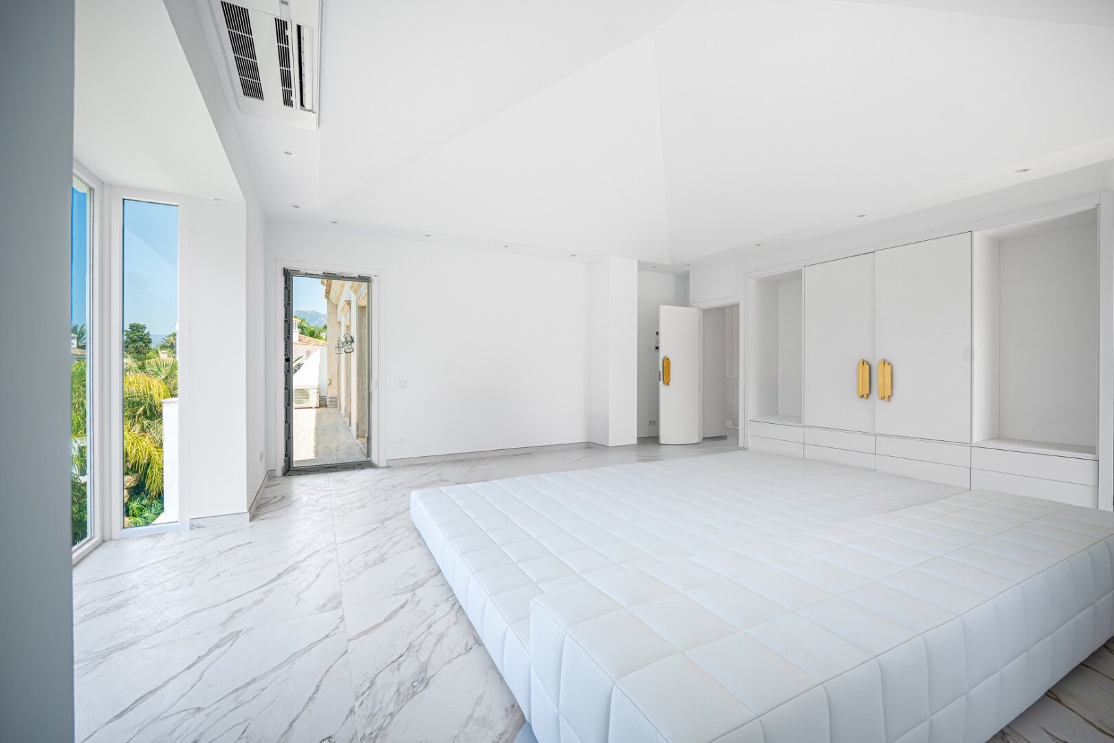Una obra maestra junto al mar de arte, arquitectura y lujo