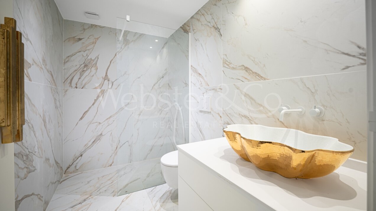 Villa Roma - Classical Elegance in Los Monteros