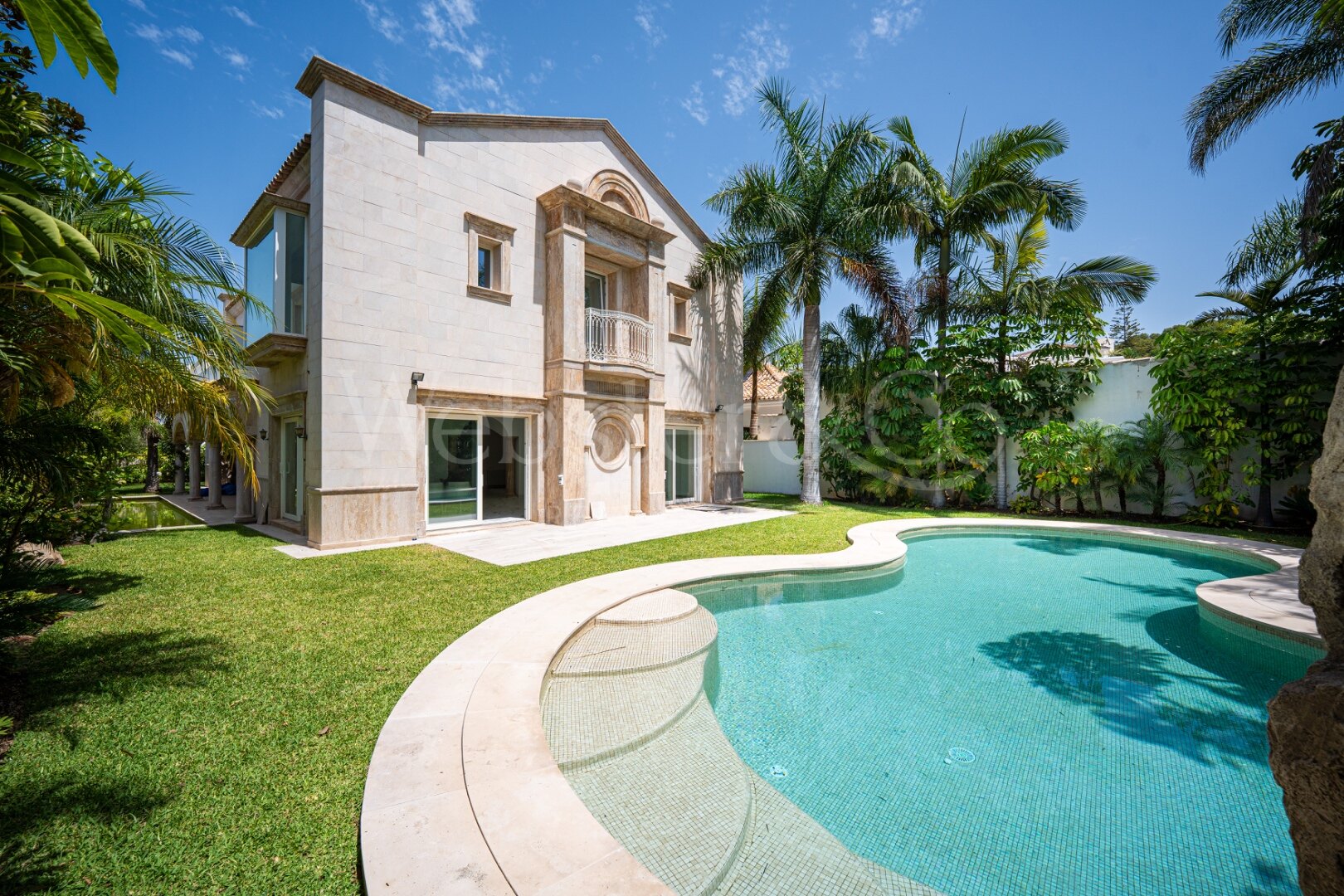 Villa Roma - Classical Elegance in Los Monteros