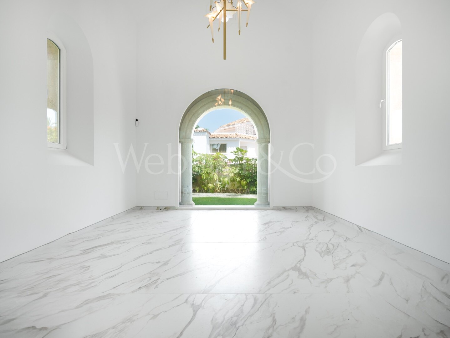 Villa Roma - Classical Elegance in Los Monteros