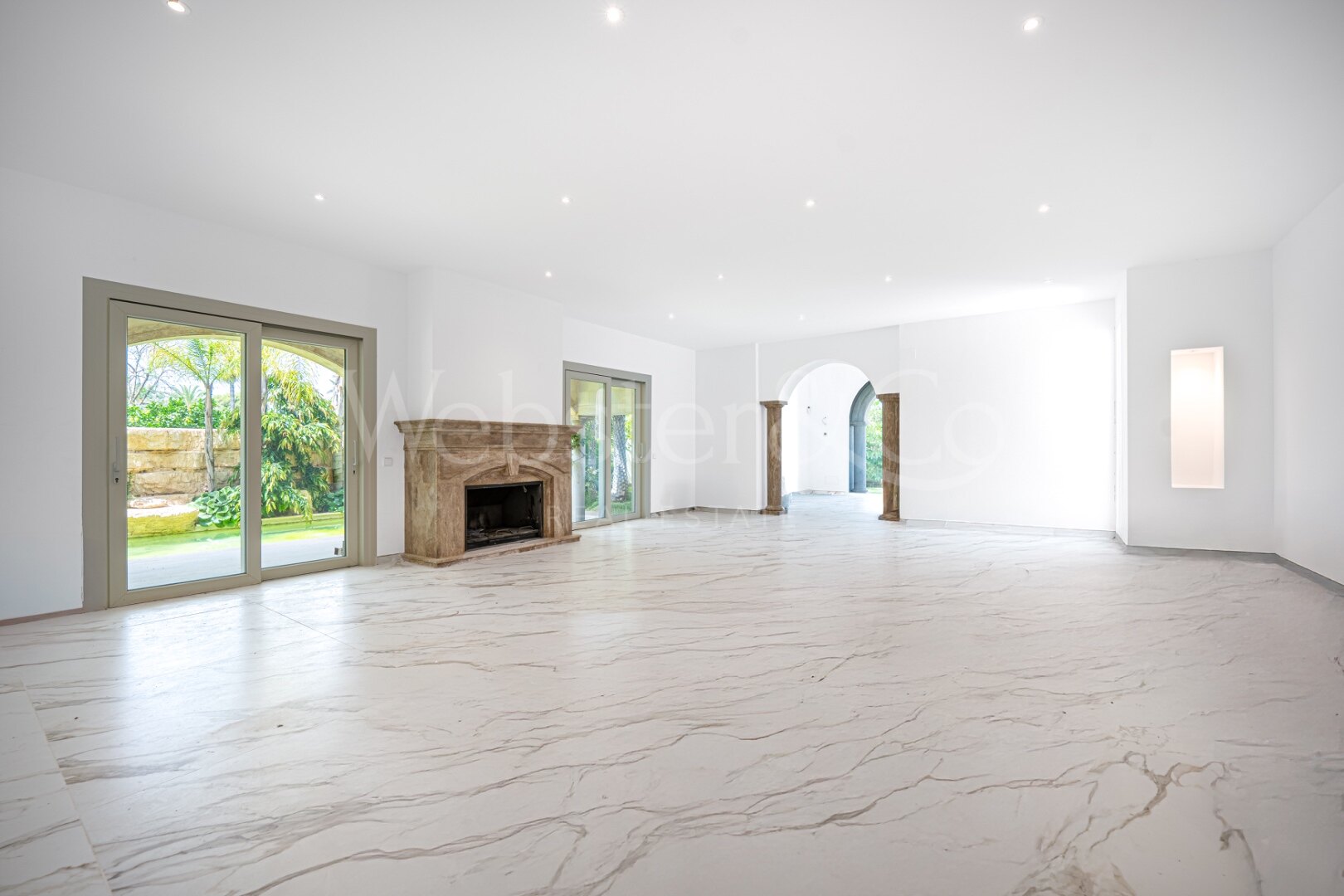 Villa Roma - Classical Elegance in Los Monteros