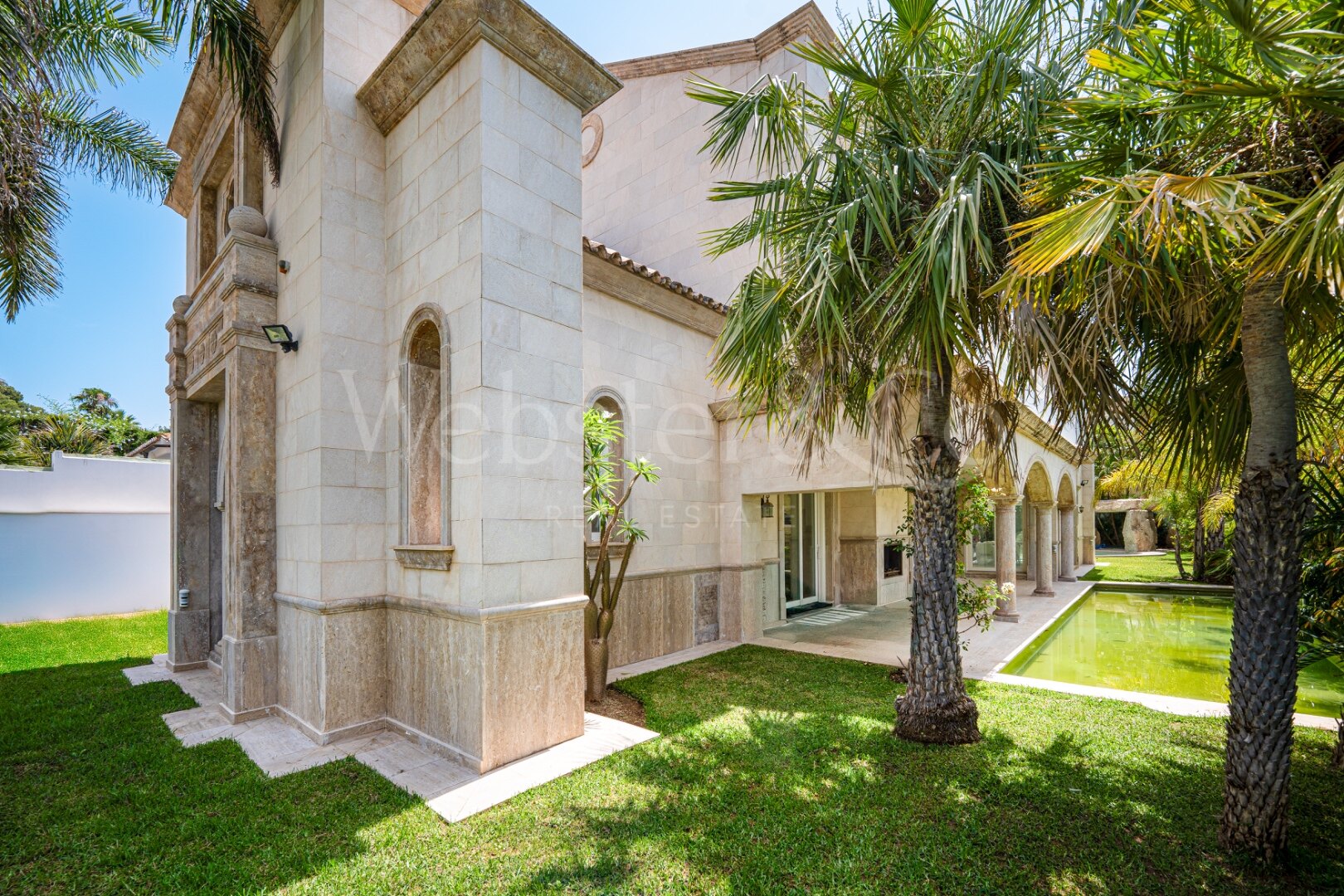 Villa Roma - Classical Elegance in Los Monteros