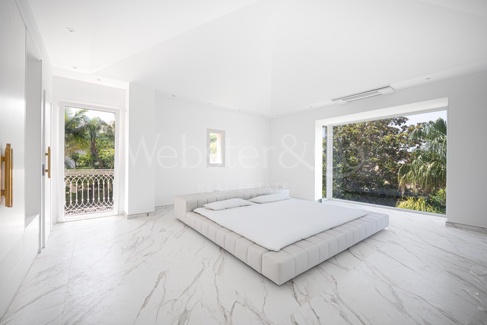 Villa Roma - Classical Elegance in Los Monteros