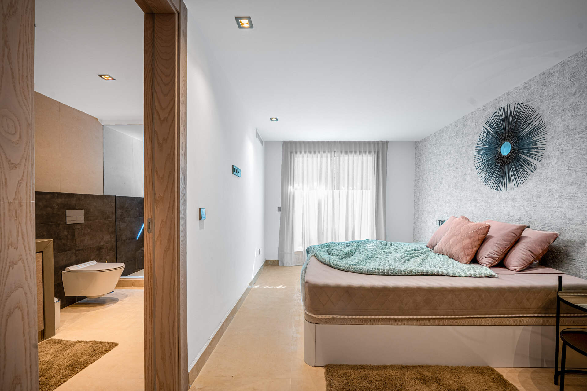 Recently renovated 5 bed villa in Nueva Andalucia epitomises elegance, grace and stunning views