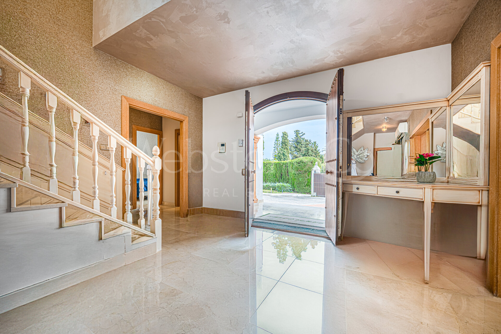 Villa Clara - Golf Front Home in Guadalmina Baja