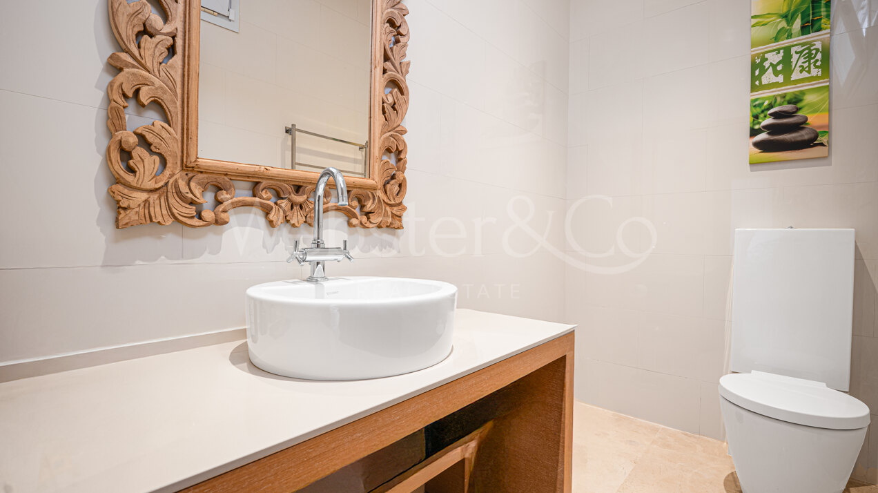 Villa Clara - Golf Front Home in Guadalmina Baja