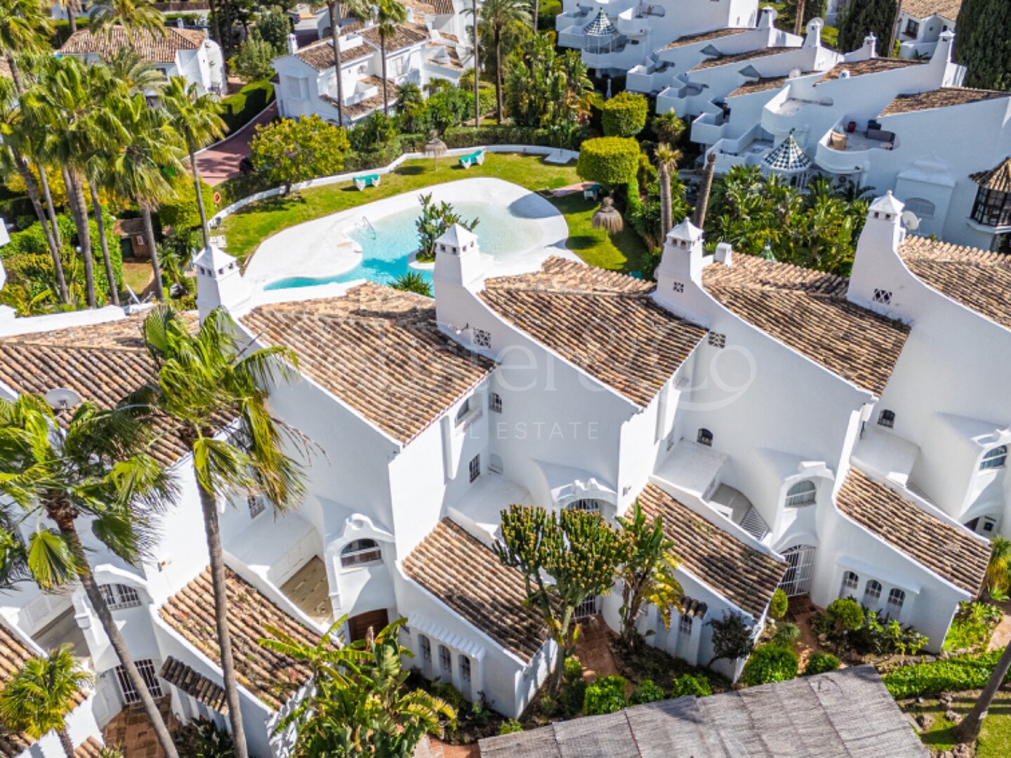 Casa Serenity - Townhouse in Camojan Blanco