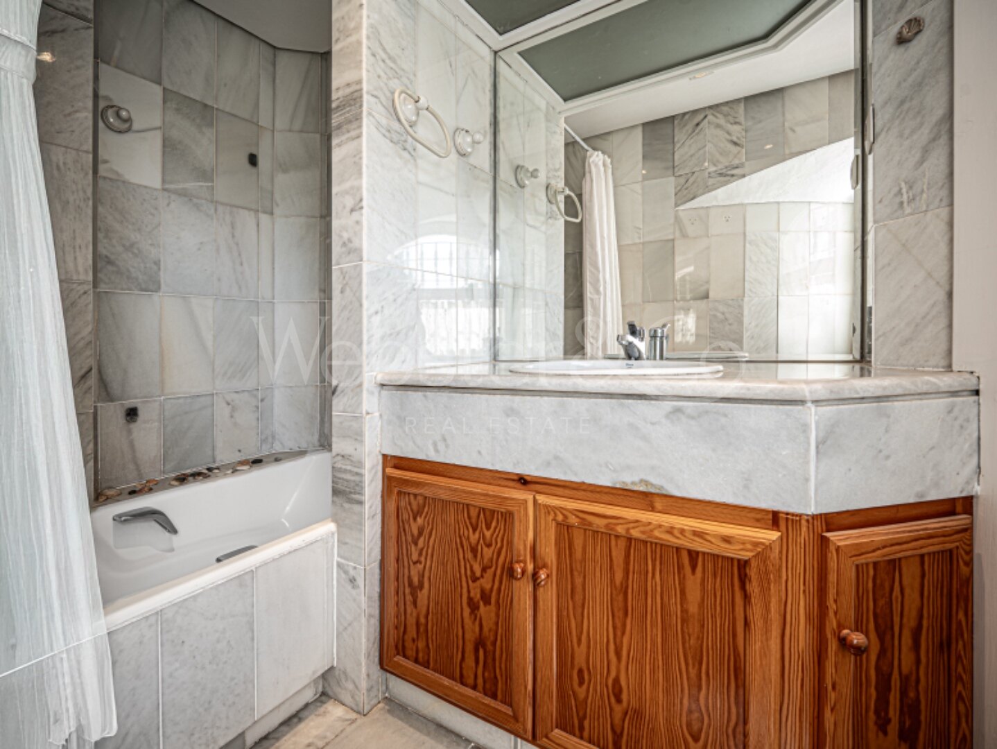 Casa Serenity - Townhouse in Camojan Blanco