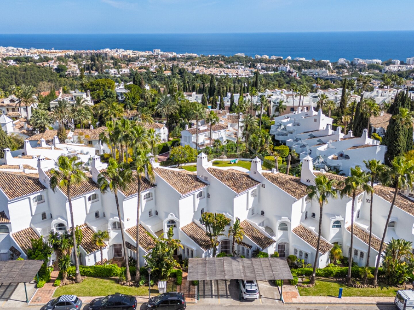 Casa Serenity - Townhouse in Camojan Blanco