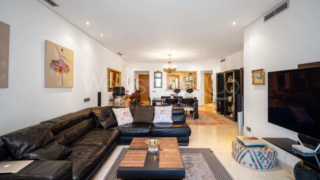 Apartment Mansion Club - Golden Mile Oasis