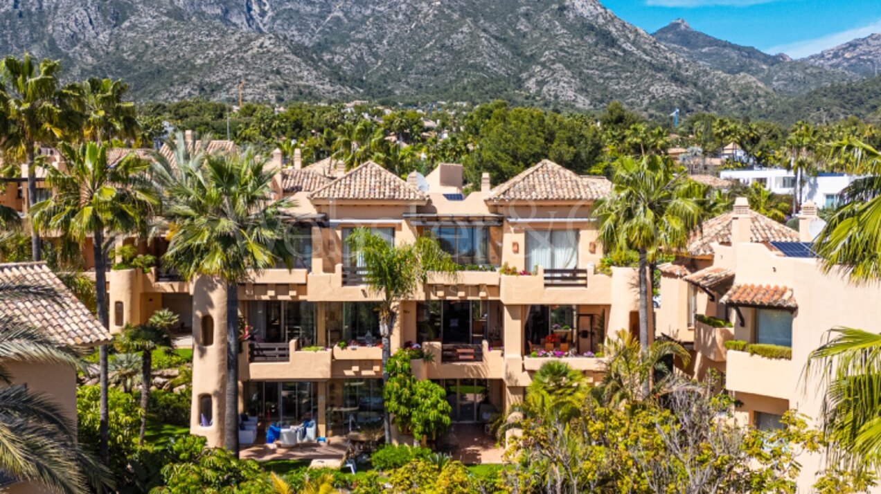 Apartment Mansion Club - Golden Mile Oasis