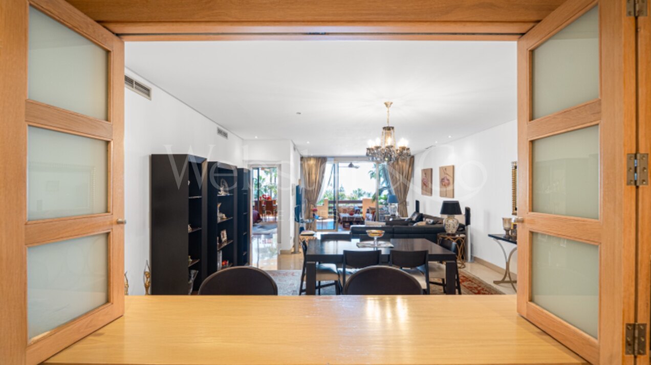 Apartment Mansion Club - Golden Mile Oasis